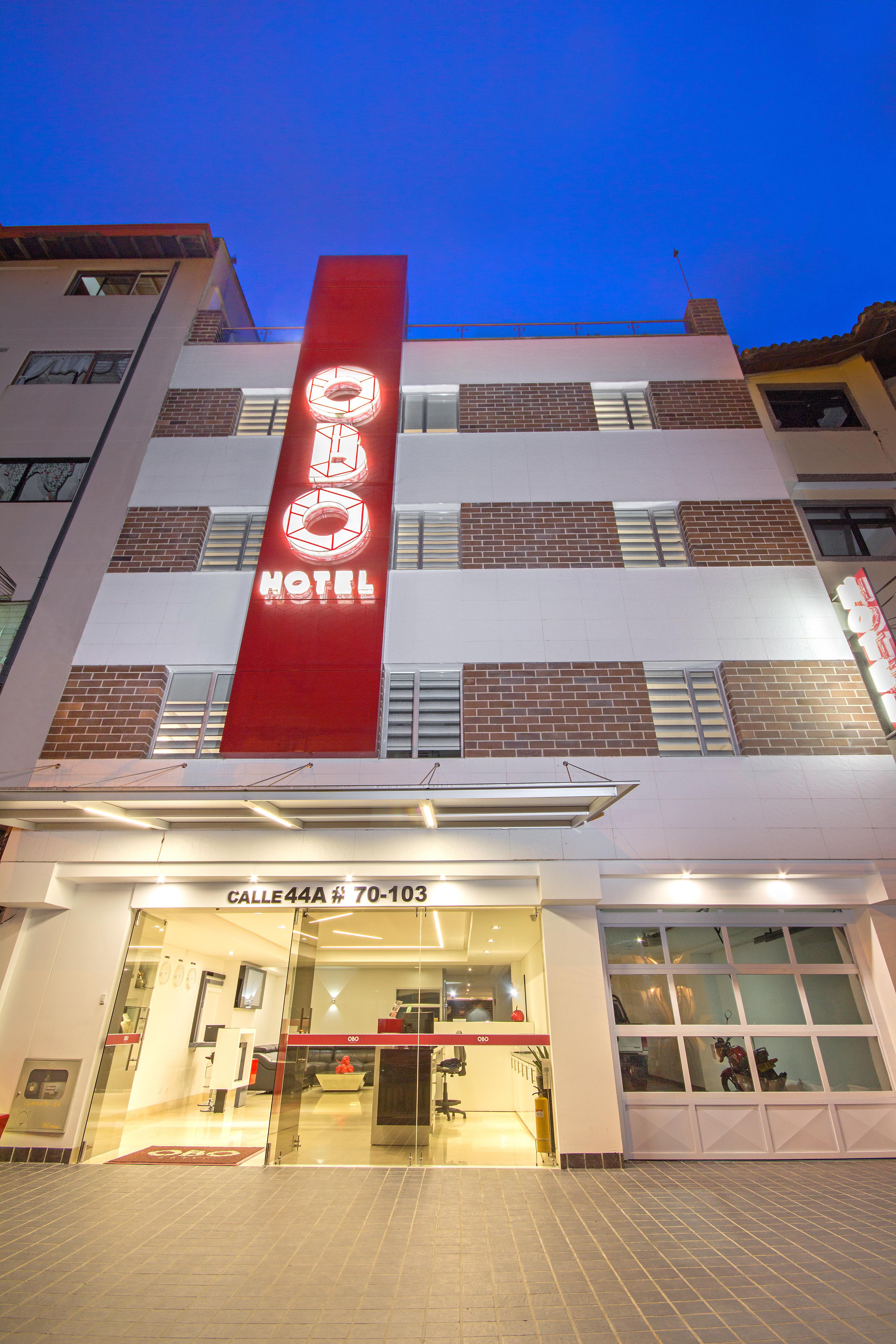 奥博酒店 麦德林 外观 照片